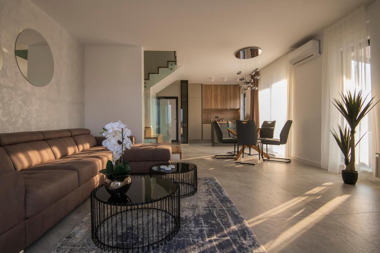 Villa Magna Luxury Apartments Murter Exterior foto